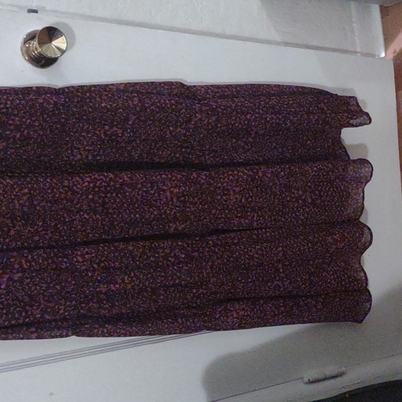 NWT Chelsea28 | Burgundy Animal Texture Maxi Dress - Picture 4 of 9